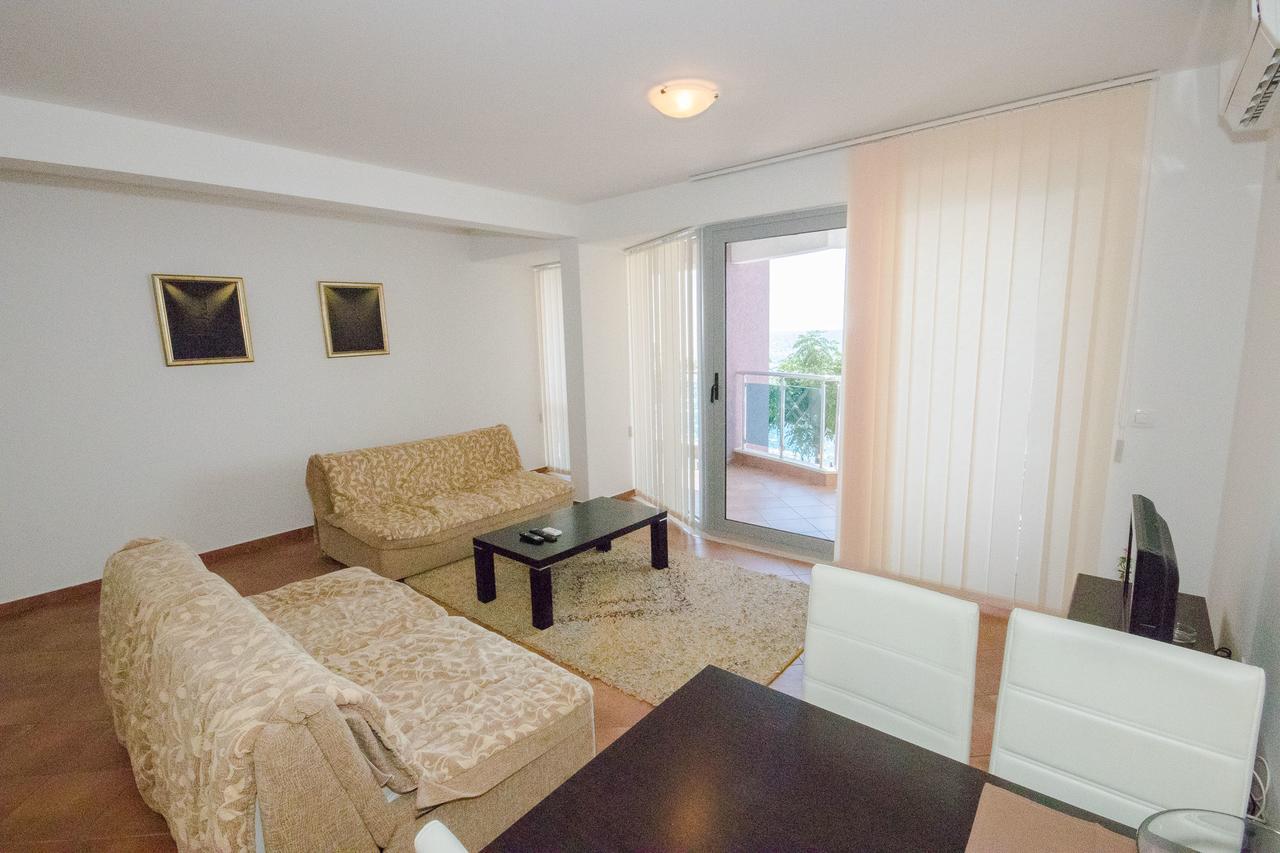 Apartments Palma Dobra Voda Luaran gambar