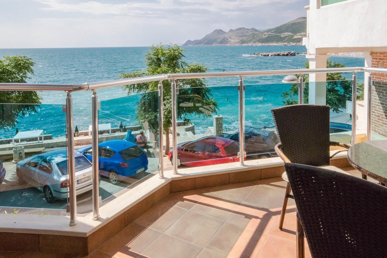 Apartments Palma Dobra Voda Luaran gambar