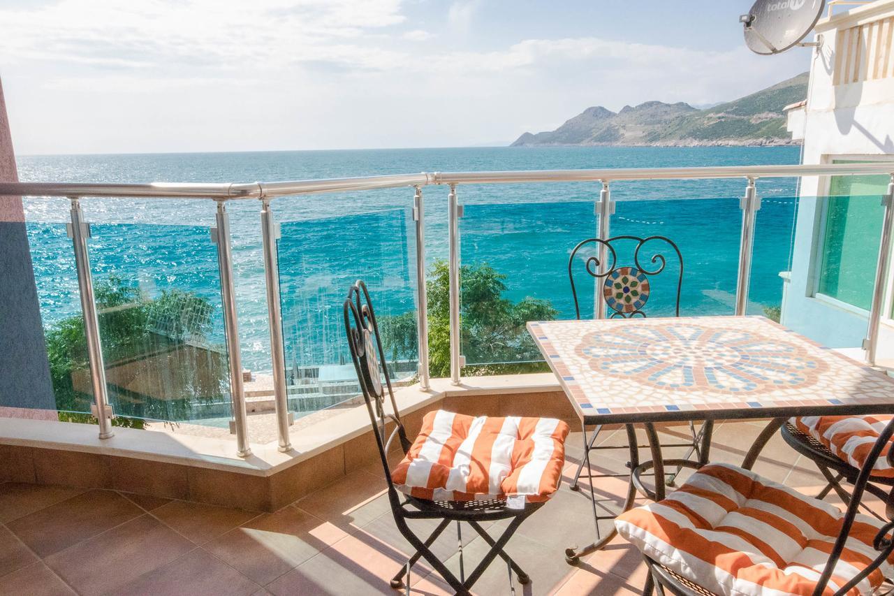 Apartments Palma Dobra Voda Luaran gambar